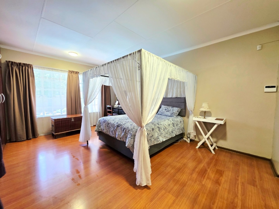 4 Bedroom Property for Sale in Fichardt Park Free State